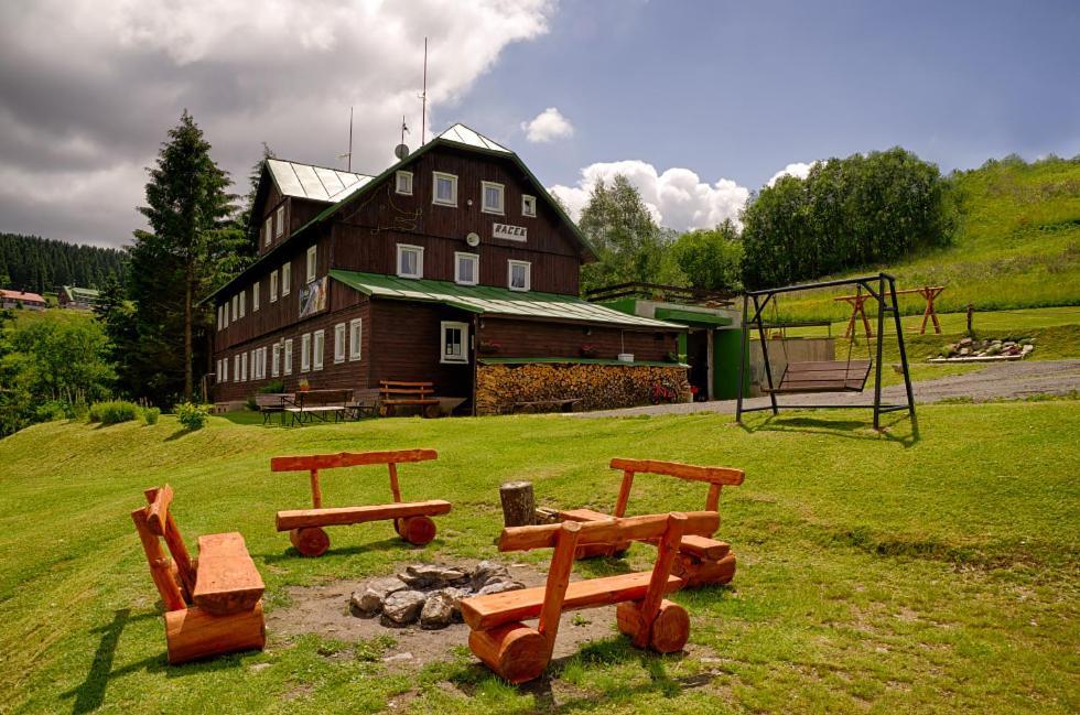 Bouda Racek Villa Pec pod Snezkou Exterior photo